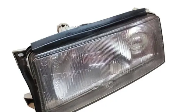 Skoda Octavia Mk1 (1U) Headlight/headlamp 1U1941017