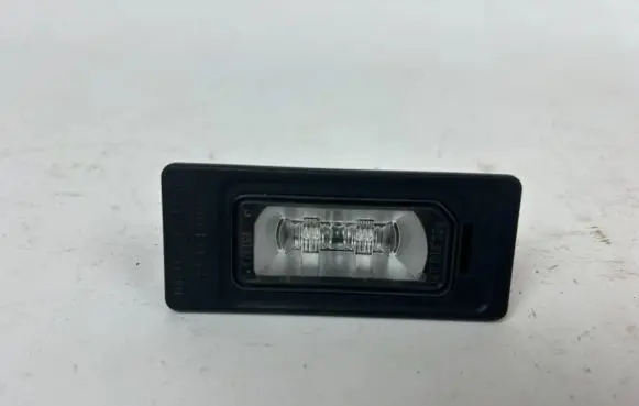 Audi A4 S4 B8 8K Number plate light 4G0943021