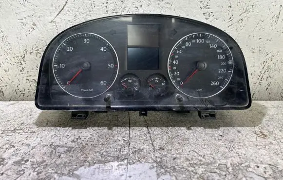 Volkswagen Golf V Speedometer (instrument cluster) 1T0920860G V3354110 VWZ7Z0D9394912