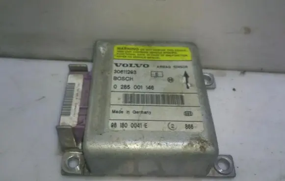 Volvo S40, V40 Airbag control unit/module 30611293 0285001146