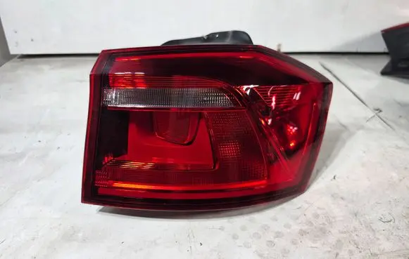 Volkswagen Golf Sportsvan Rear/tail lights 510945096P 90055412B M9005541289278