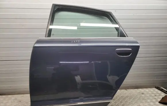 Audi A6 S6 C6 4F Rear door LX5S