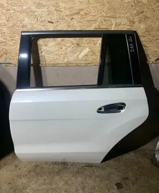 Mercedes-Benz GL X166 Rear door 