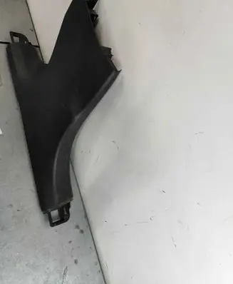 Volvo XC90 (B) pillar trim (bottom) 32244267 39825296