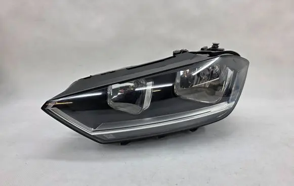 Volkswagen Golf Sportsvan Headlight/headlamp 517941005B