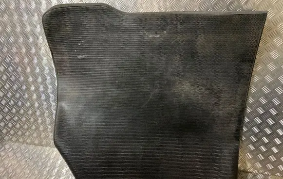 Trunk/boot mat liner