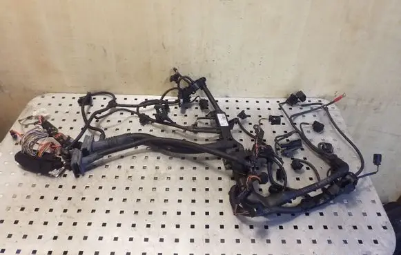 BMW X1 E84 Engine installation wiring loom 850721302 758019614B