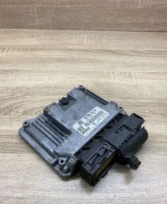 Volkswagen Golf V Engine control unit/module ECU 03G906021KH 0281013226 EDC16U34