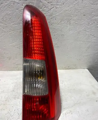 Volvo V70 Rear/tail lights 9154494