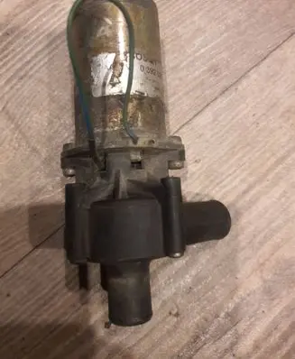 BMW 7 E32 Coolant heater control valve 0392020012