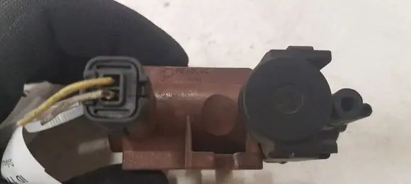 Peugeot 407 Turbo solenoid valve 70096803 9654282880
