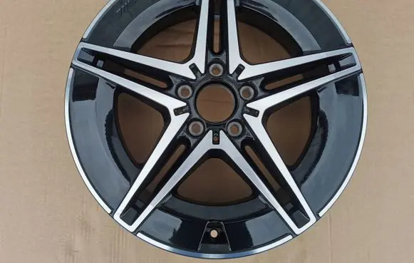 Mercedes-Benz EQA R18 alloy rim 5JX18