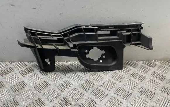 Audi A7 S7 4G Front bumper mounting bracket 4G8807096C