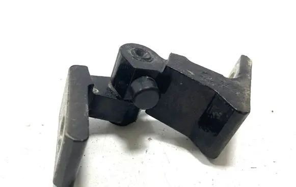 Skoda Superb B6 (3T) Front door lower hinge 5N083140