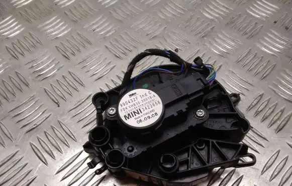 Mini One - Cooper Coupe R56 Air flap motor/actuator 990432F VHB3030018A