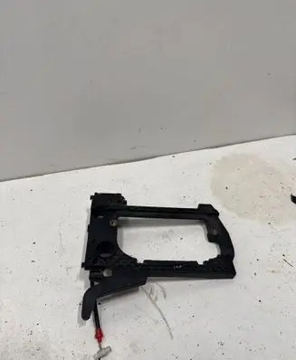 BMW 5 E39 Front door exterior handle/bracket 51218245351