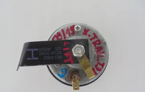 Nissan X-Trail T32 Horn signal 256104CC0A