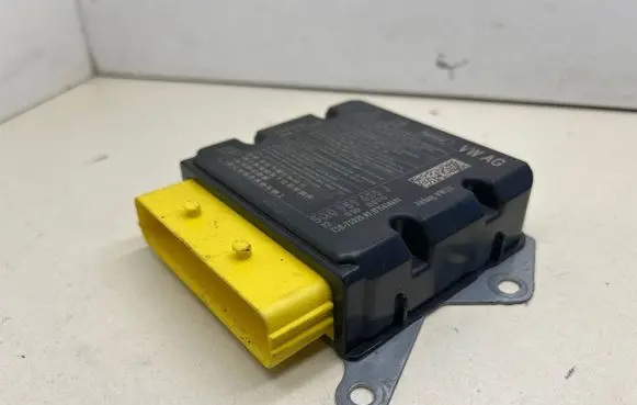 Volkswagen Golf VII Airbag control unit/module 5Q0959655J 0100830