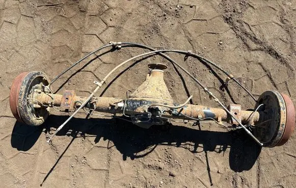 Mitsubishi L200 Rear axle beam