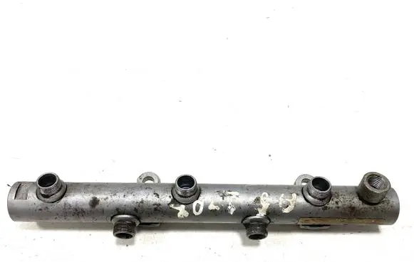 Audi A5 8T 8F Fuel main line pipe 059130090AA 059130090