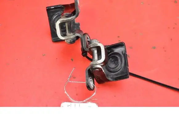 Skoda Octavia Mk3 (5E) Tailgate/trunk/boot hinge