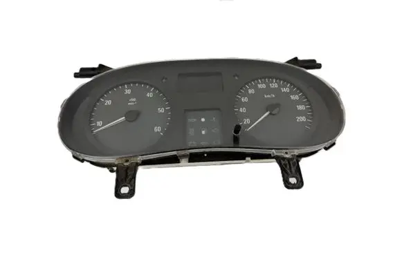 Opel Vivaro Speedometer (instrument cluster) P8200390135 216788839 NS8162753R