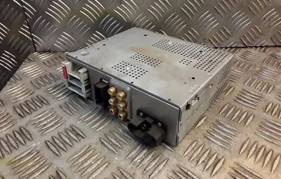 Mercedes-Benz E W211 Video control module A2208201897 2208201897