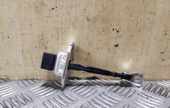 Mitsubishi Outlander Rear door check strap stopper