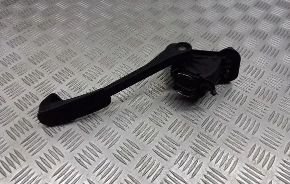 Volvo S60 Accelerator throttle pedal 30636004