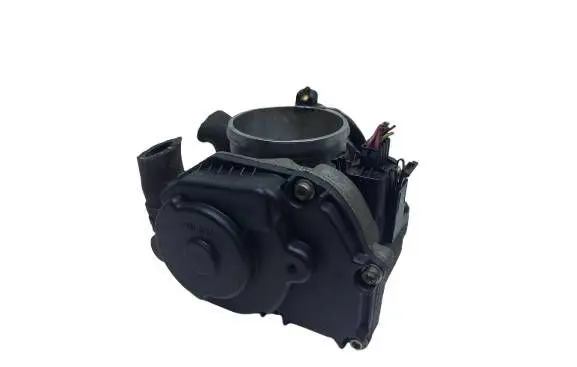 Audi A4 S4 B5 8D Throttle valve 058133063H-KASACJA 058133063H