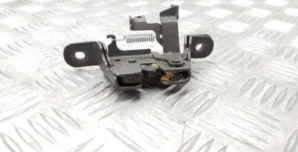 Volkswagen Jetta VI Seat back rest lock catch 