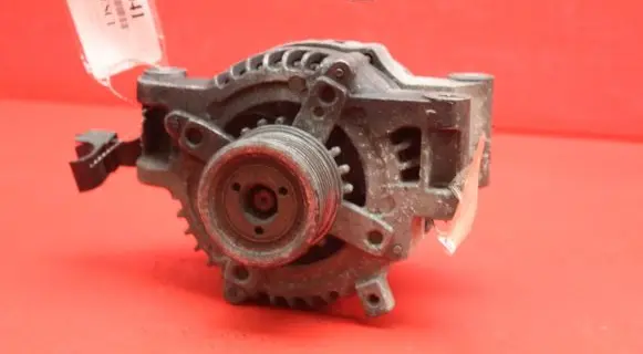 Toyota Avensis Verso Generator/alternator 270600G01184