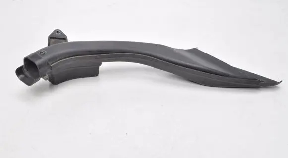 Nissan Qashqai Intercooler air channel guide 4EA0B