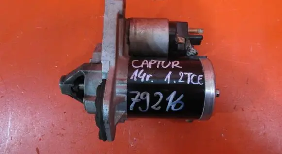 Renault Captur Starter motor 233000779R