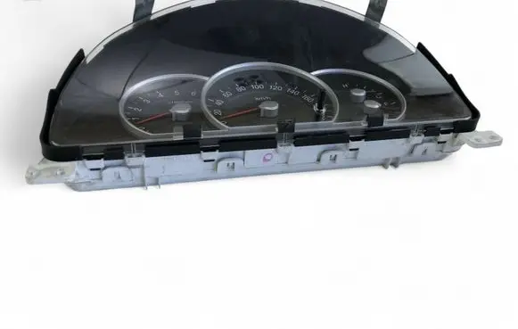 KIA Sorento Speedometer (instrument cluster) 940133E260