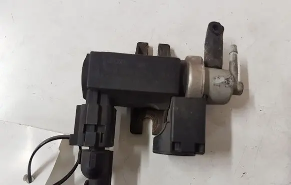Audi A4 S4 B6 8E 8H Turbo solenoid valve 8E0906627 72290310