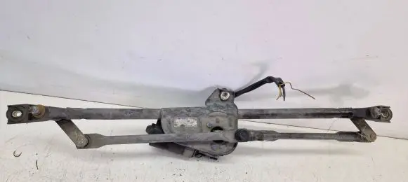 Audi A4 S4 B5 8D Front wiper linkage and motor 8D1955603A