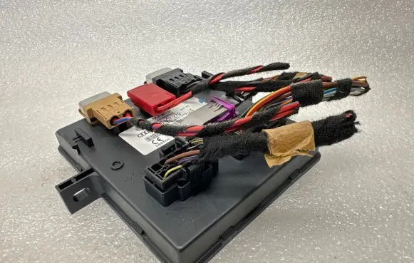 Audi A6 S6 C6 4F Comfort/convenience module 4F0907279