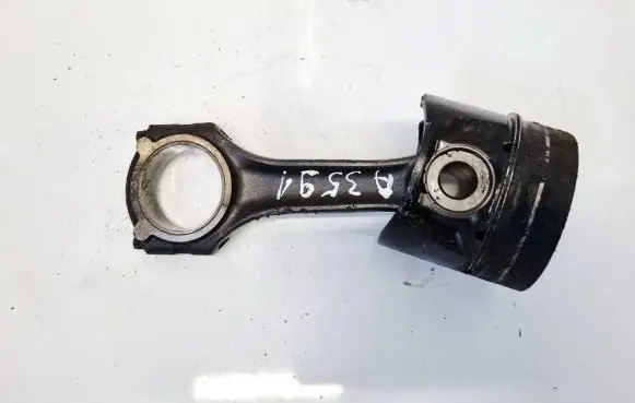 Mercedes-Benz A W168 Piston with connecting rod