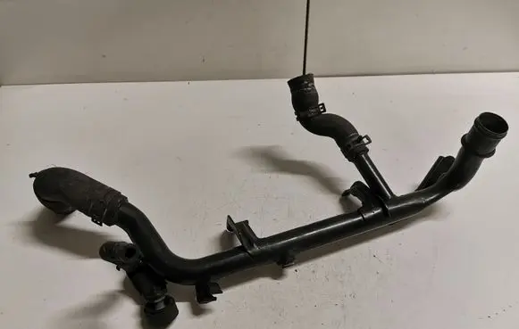 Audi A6 S6 C6 4F Engine coolant pipe/hose 06B121101C