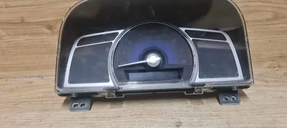 Honda Civic Speedometer (instrument cluster) 78200SNBG500