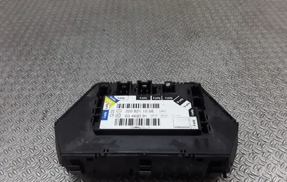 Mercedes-Benz S W220 Door control unit/module 2208211558
