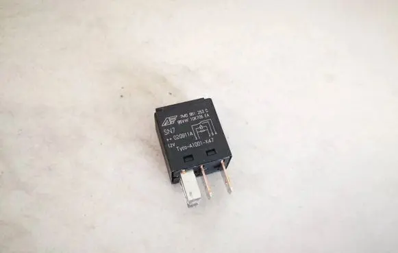 Volkswagen Phaeton Other relay 7m0951253c 95vw10k705ea