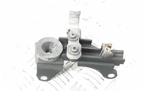 Volvo C30 Air filter cleaner box bracket assembly 8692206
