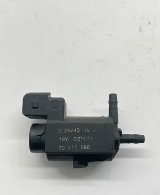 Volvo XC70 Turbo solenoid valve 72224010 02T077 30611668