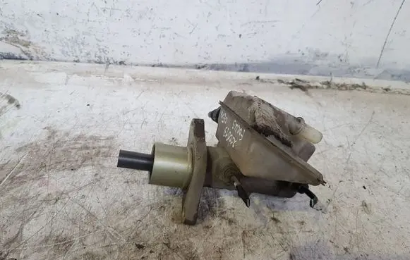 Ford Focus Master brake cylinder