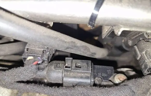 Audi A6 S6 C6 4F Camshaft position sensor 