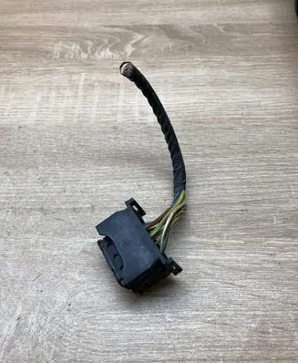 BMW 3 E90 E91 Plug wire 6925638