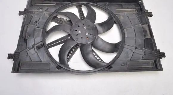 Volkswagen Golf VII Electric radiator cooling fan 5Q0121203AA