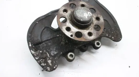 Mercedes-Benz SLK R172 Front wheel hub A2043320201
